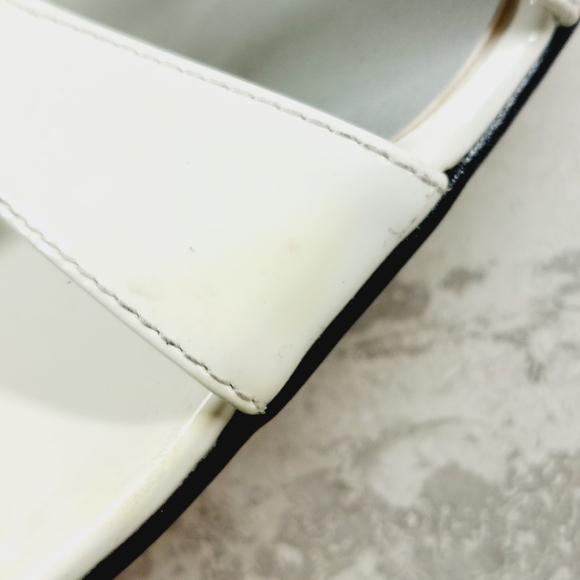 New VanEli Women's White Faux Patent Leather 2" Heel Sandals T662 - Picture 12 of 13